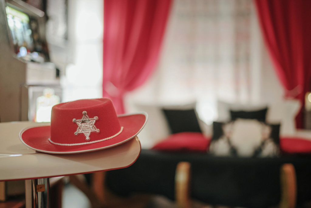 chapeau cowboy- soirée coquine - epicuroom